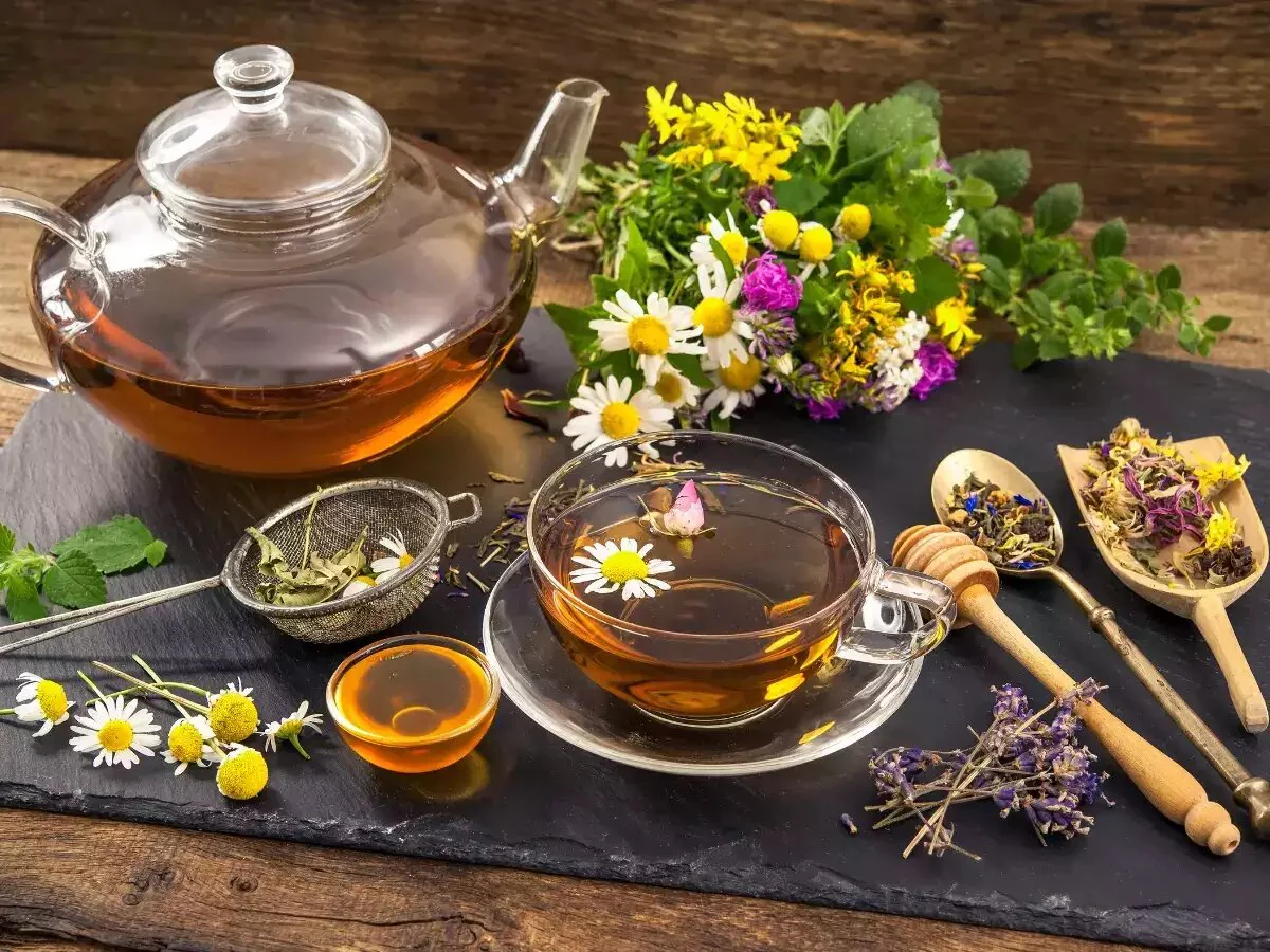 What Are the Health Benefits of Herbal Tea?